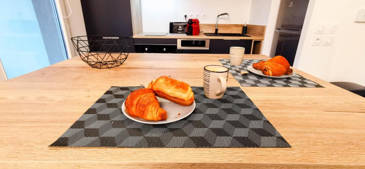 A 2 PAS DU LAC - WIFI - Garage - Netflix - Disney+ - Lac Sévrier Eksteriør billede
